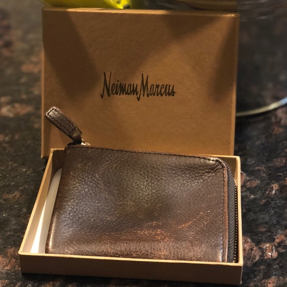 Neiman Marcus Handbags - Neiman Marcus Wallet